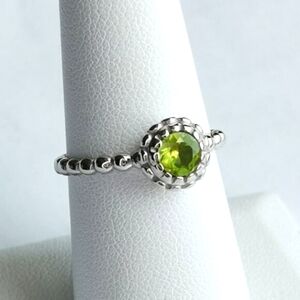 Sterling Silver peridot ring size 8 🆕